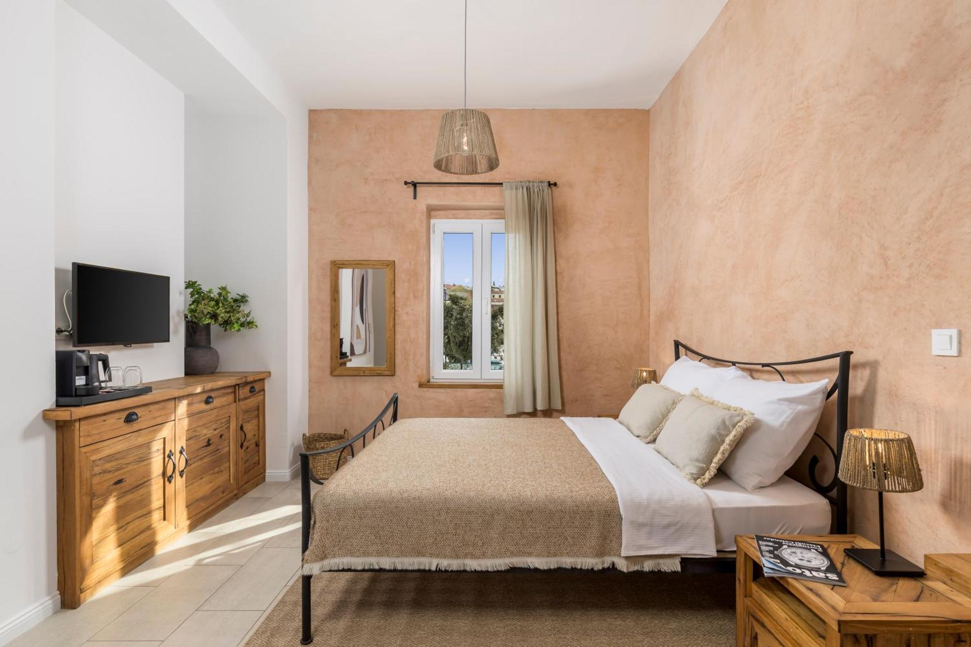 فندق The House مالينسكا المظهر الخارجي الصورة